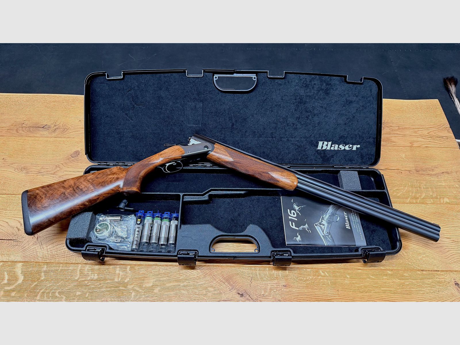 Blaser F16 Game 12/70 / HK 6 / Mattierter Schaft / 5 Briley Wechselchokes / Custom Leuchtkorn