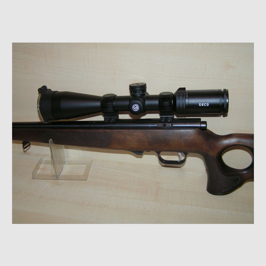 Weihrauch HW 66 avec trou pour le pouce