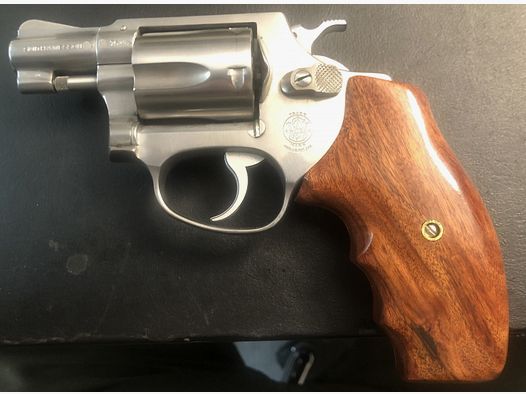 Smith and Wesson S&W Revolver Modell 60 Kal. .38 Special