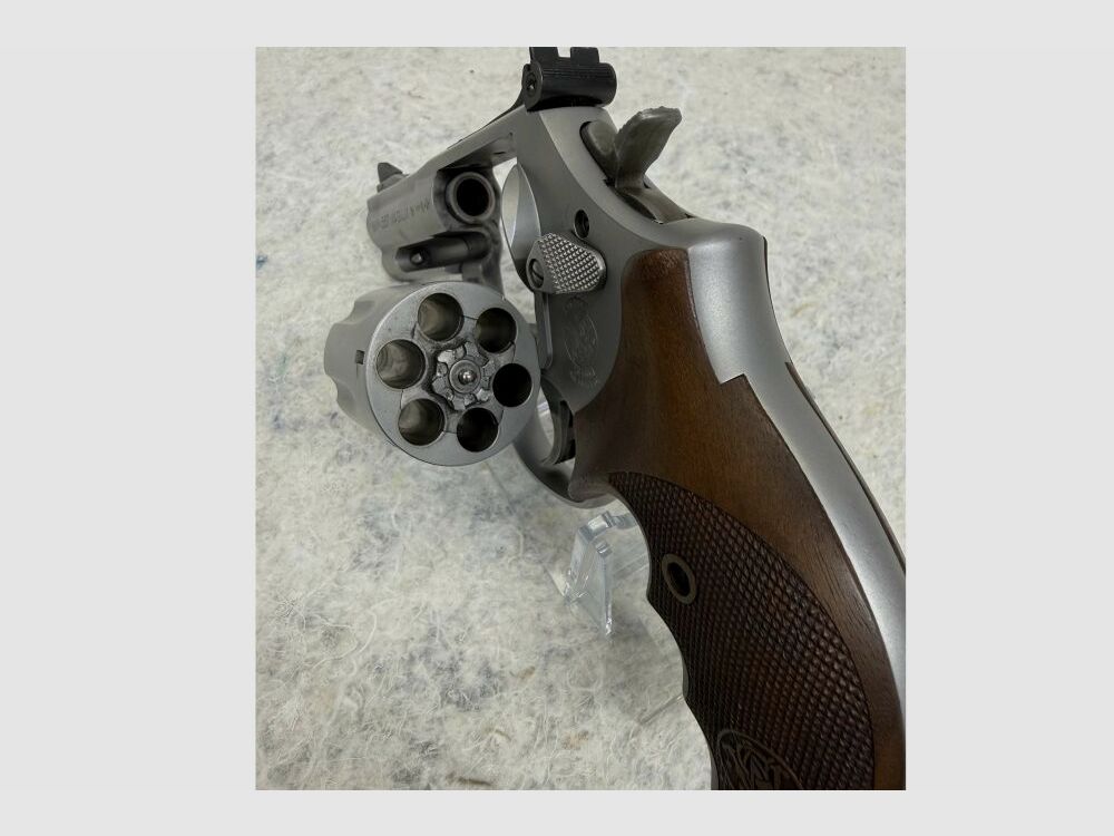 Smith & Wesson 686 - Security Special - 3" .357Mag