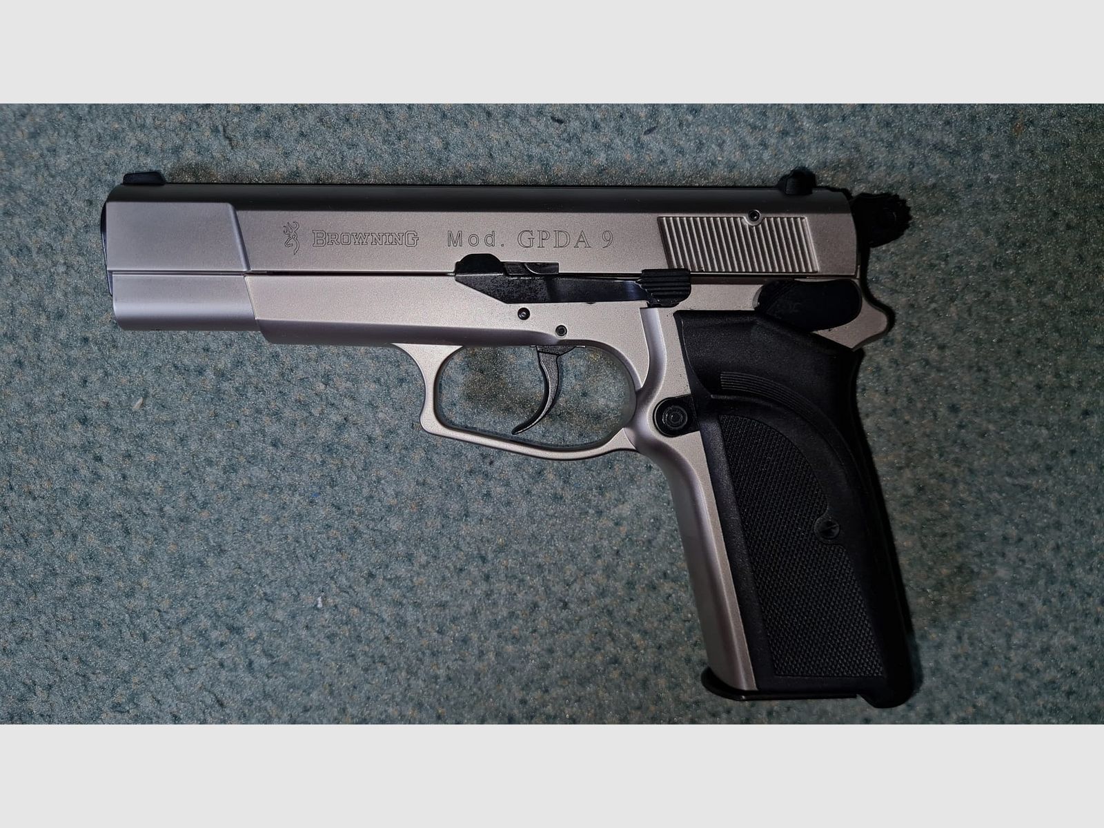 Pistolet à blanc Browning GPDA 9 Cal. 9mm P.A.K. nickelé