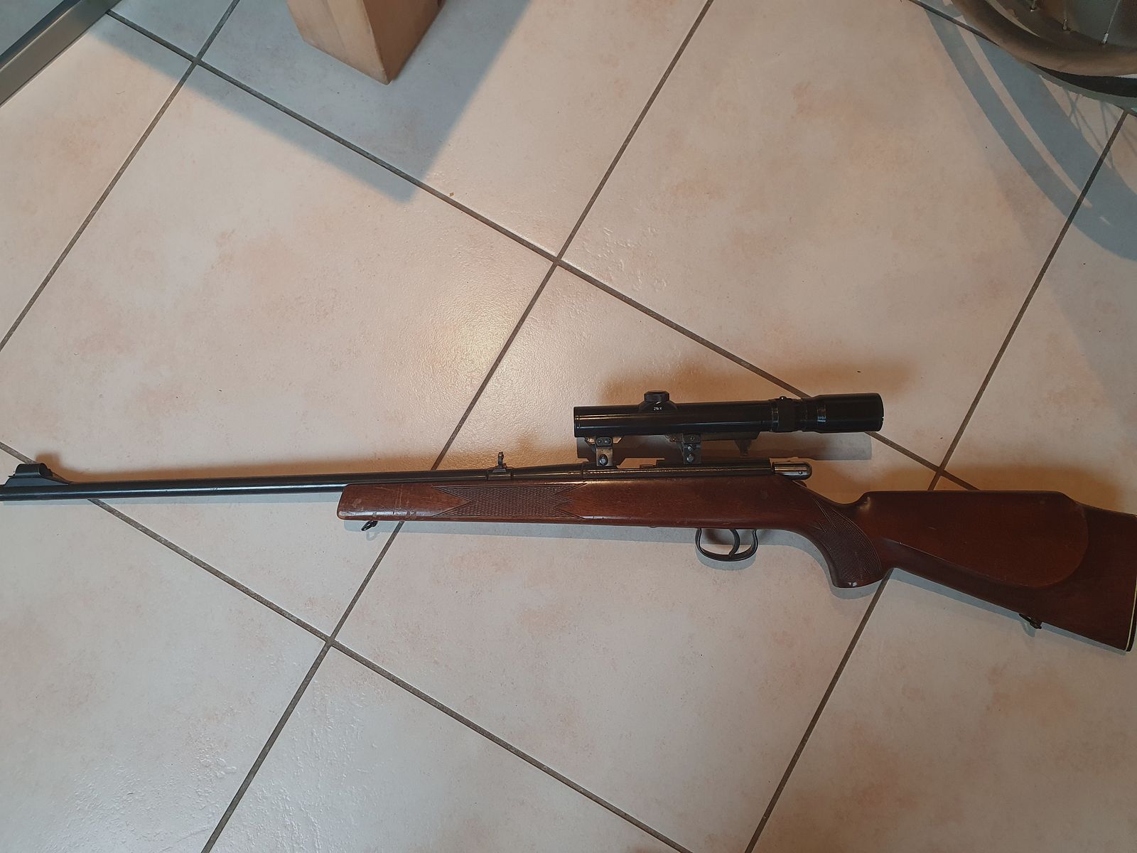 Selling various weapons as a complete package (or individually)