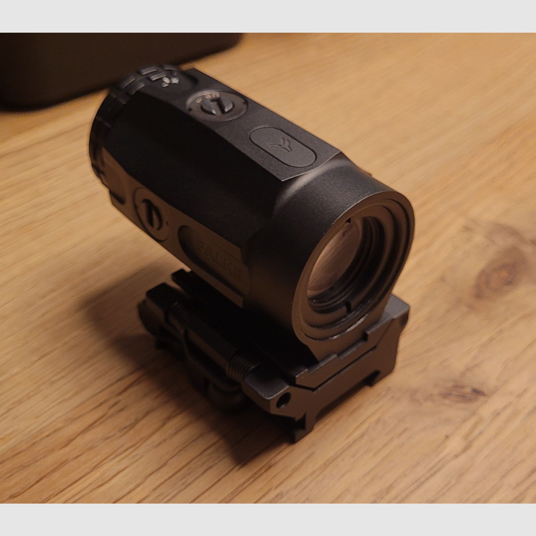 Falke Magnifier B3X LE