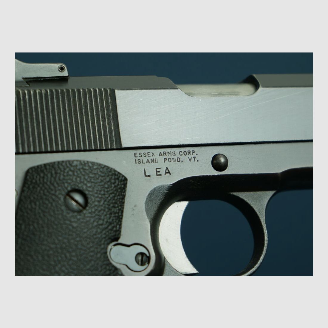 Essex Arms 1911 Commander .45Auto