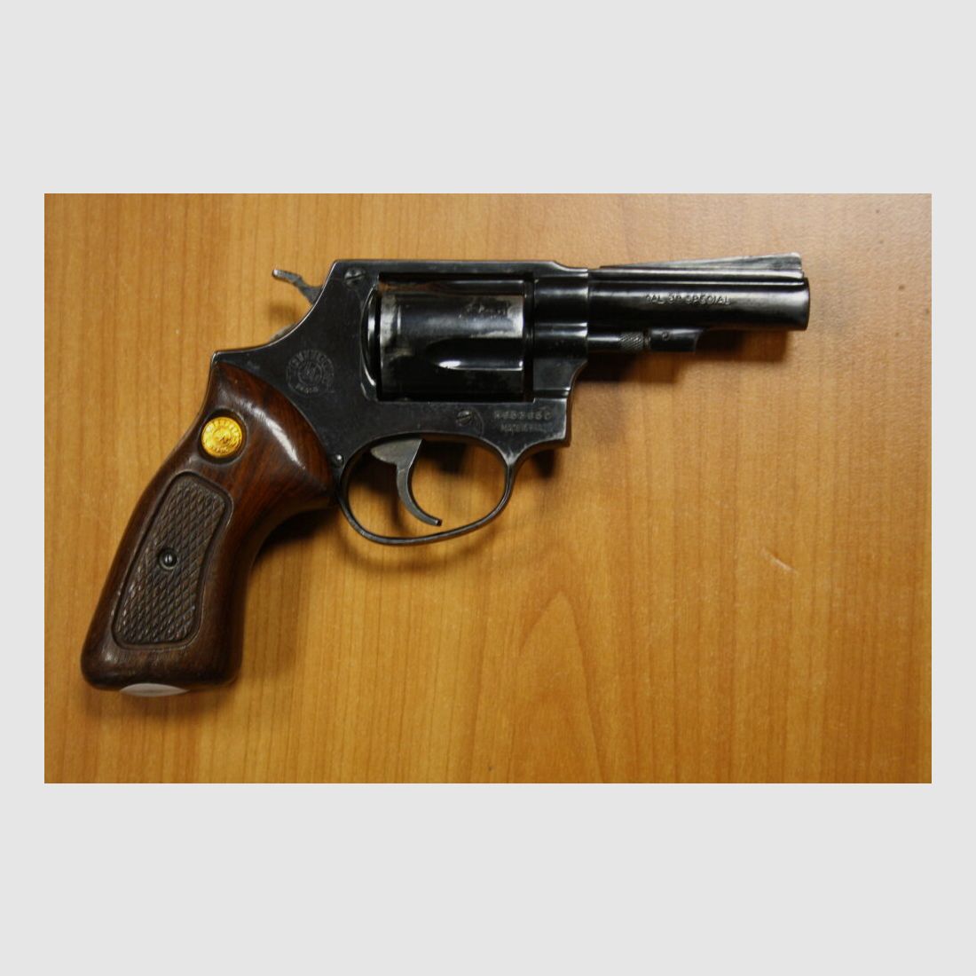 Taurus Revolver Mod 85 caliber .38 Special 85, image 1 of 2