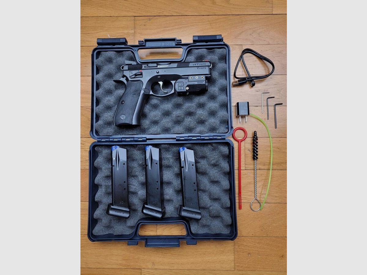 Schöner CZ 75 SP01 Shadow Pistol Taktische Lampe + Laser – 3 (!) Magazine – Zubehör – Neuwertig!, Bild 2 von 17