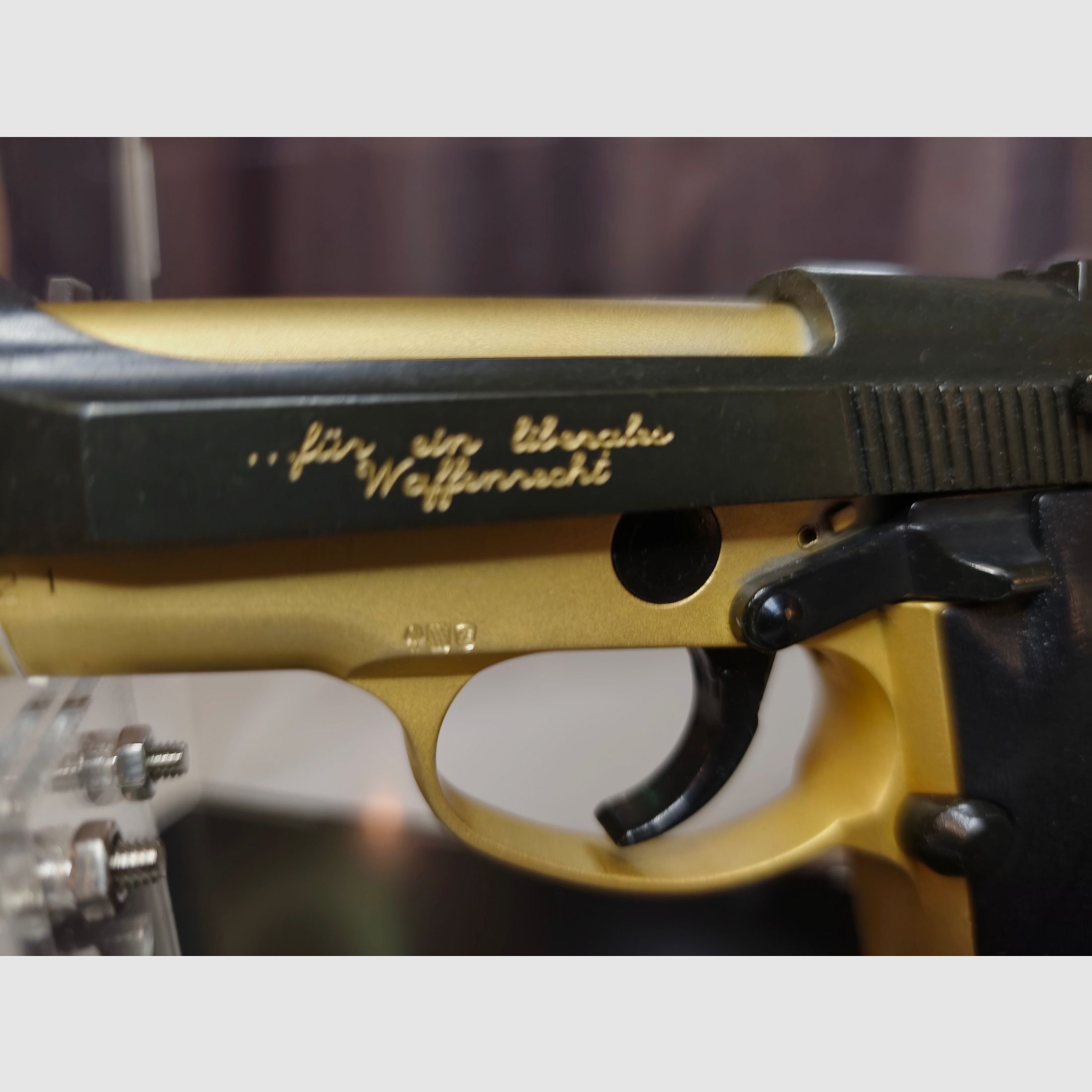 Weihrauch HW 94 Edición Limitada Oro