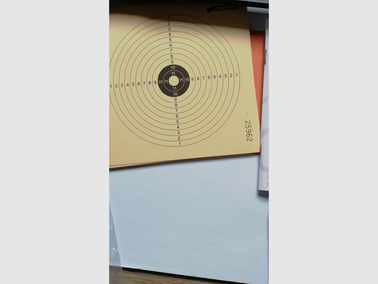 Beretta Mod. 92 FS air pistol nickel-plated with double Kst grips / like new + accessories