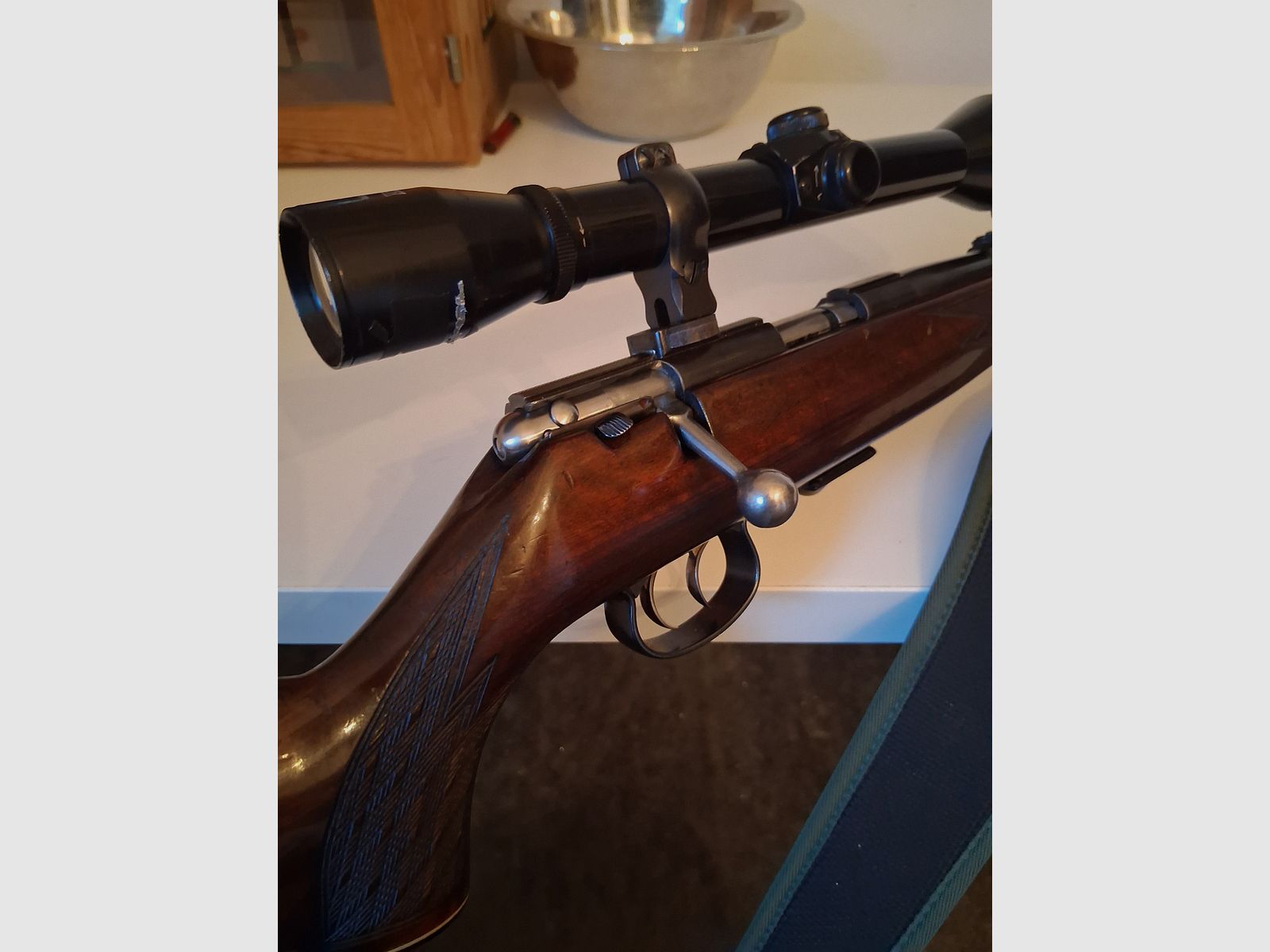 .22 WinMag / WMR bolt-action rifle Anschütz, immagine 2 di 8