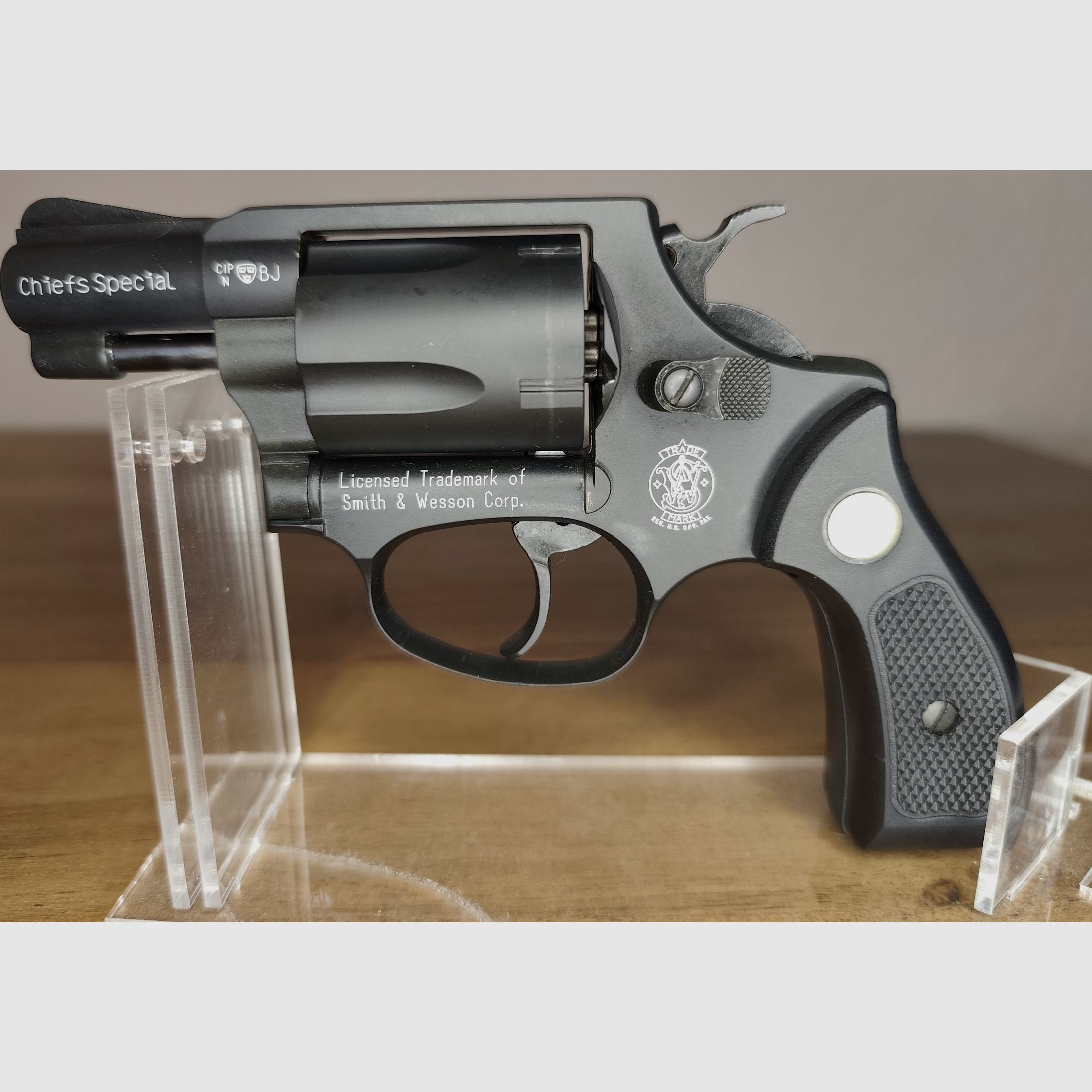 Smith&Wesson Chiefs Special 9mm PTB 794 Silvester-Set 40 Pyro+50 Schuss NC Munition