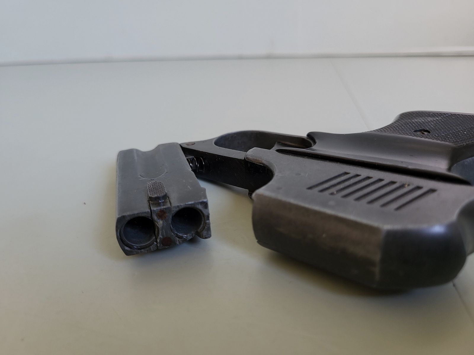 Coleccionista Pistola de gas Original EM - GE Gerstenberger & Co - Doble cañón - Derringer - Años 1950