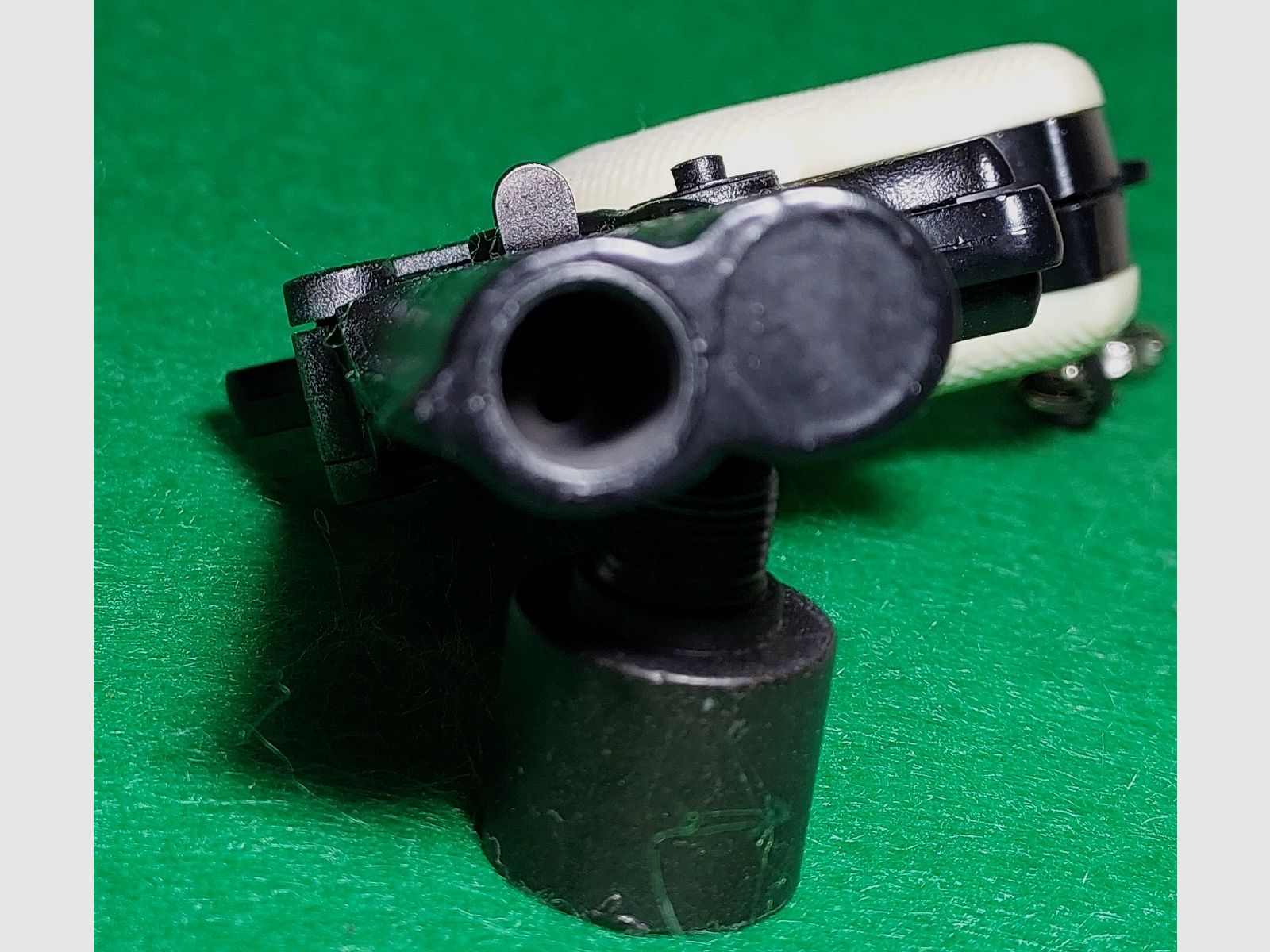 Sammlerstück Umarex Mini Derringer 6mm PTB 316