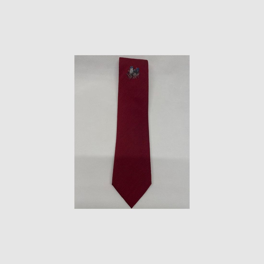 Silk tie in burgundy with capercaillie