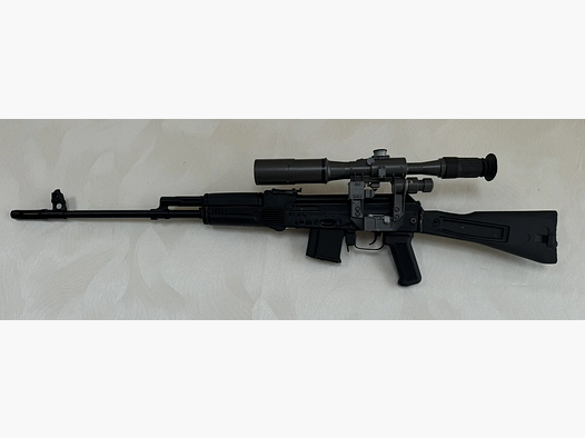 Izhmash A-M3 in calibro .223 Rem. – Versione sportiva civile dell'AK-47 con mirino telescopico da cecchino
