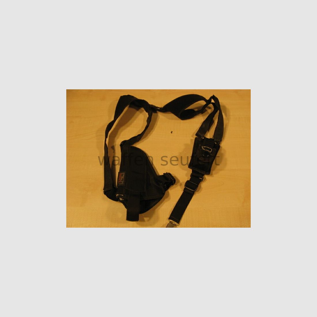 Uncle Mikes Sidekick Nylon Schulterholster 4 Zoll Revolver