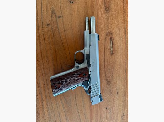 Para USA 1911 Elite Stainless – .45 ACP – Pełny zestaw – Doskonały stan