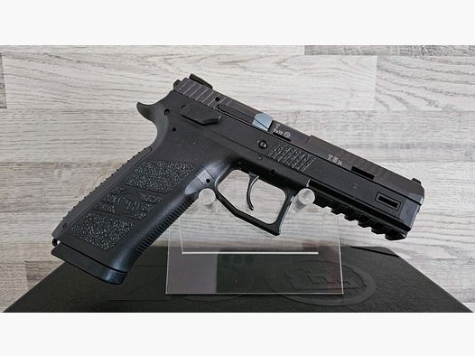 CZ P-09 Cal. 9mm Luger + case and 2 magazines - new goods from a specialist retailer - free shipping!