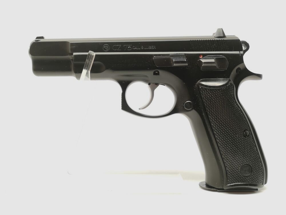 ZBROJOVKA BRNO M75 mit Wechselsystem "Kadet" in .22lr.