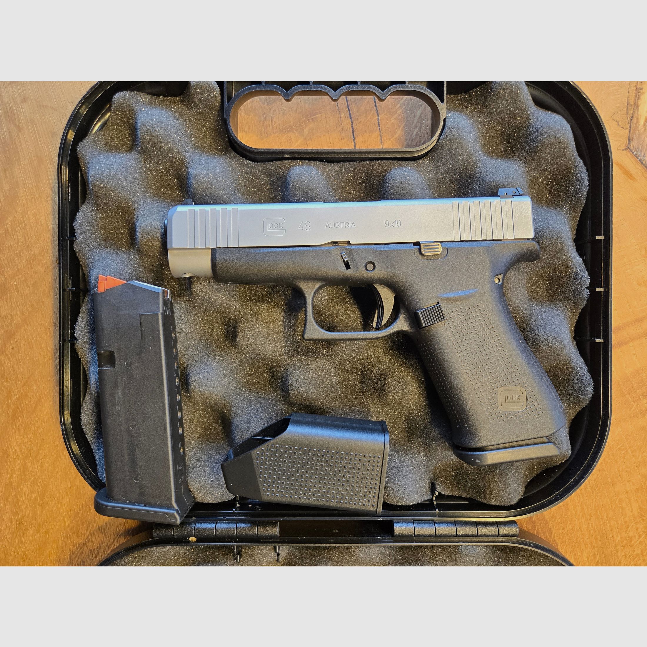 Glock 48 Silver Slide