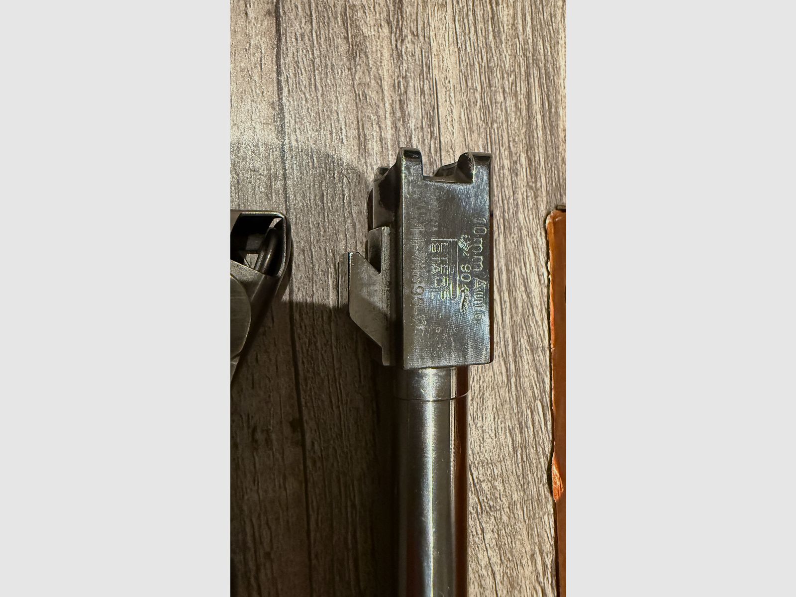 1911 Peters Stahl .45 ACP, 10mm en 9mm Luger Pachmeyr grip