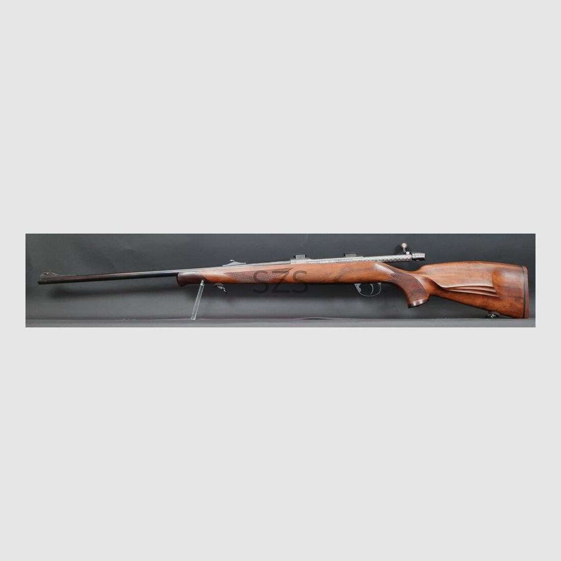 Zoli AZ1900 Luxury