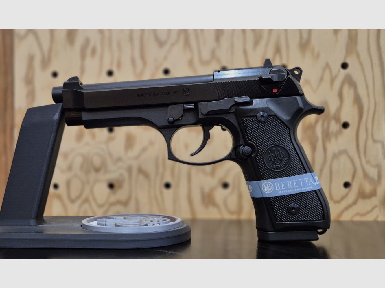 Beretta M 92 M9-22, Bild 2 von 2