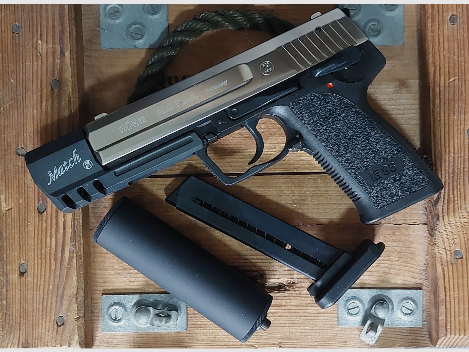 ⚠️ RÖHM - RG96 Chrom +MATCH-attachment and SUPPRESSOR (PTB 699) Glock RG 96 Walther