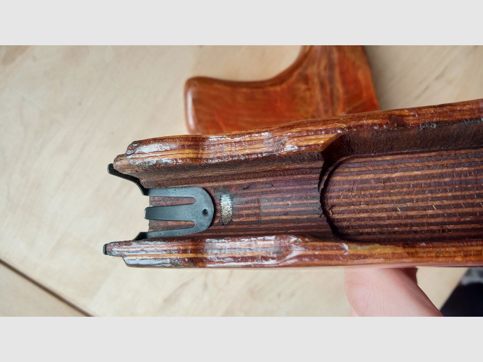 #1 Romanian AKMS lower handguard s.g. donkey-dick (Uluc) for underfolding stock laminated wood Romy Dong PM md.65