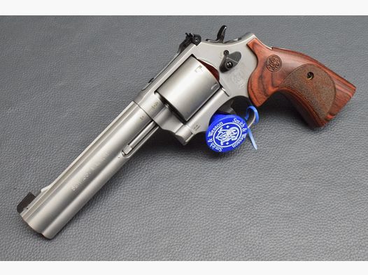 Smith & Wesson 686 International, 6, Kaliber 357 Magnum, 6-Schuss, Neuware