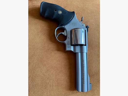 Smith & Wesson Mod. 629 .44 Magnum Classic Champion Match Master