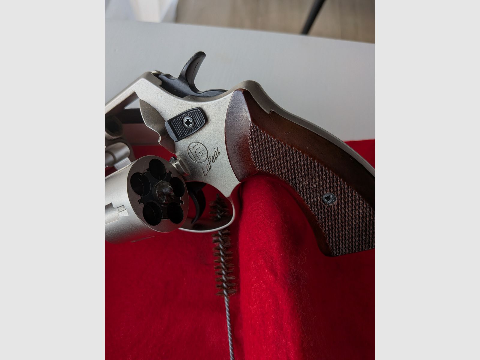 Röhm RG 59 LePetit + Nickel+ oude PTB 527+ houten grip+ 9mm R.K, afbeelding 6 van 8