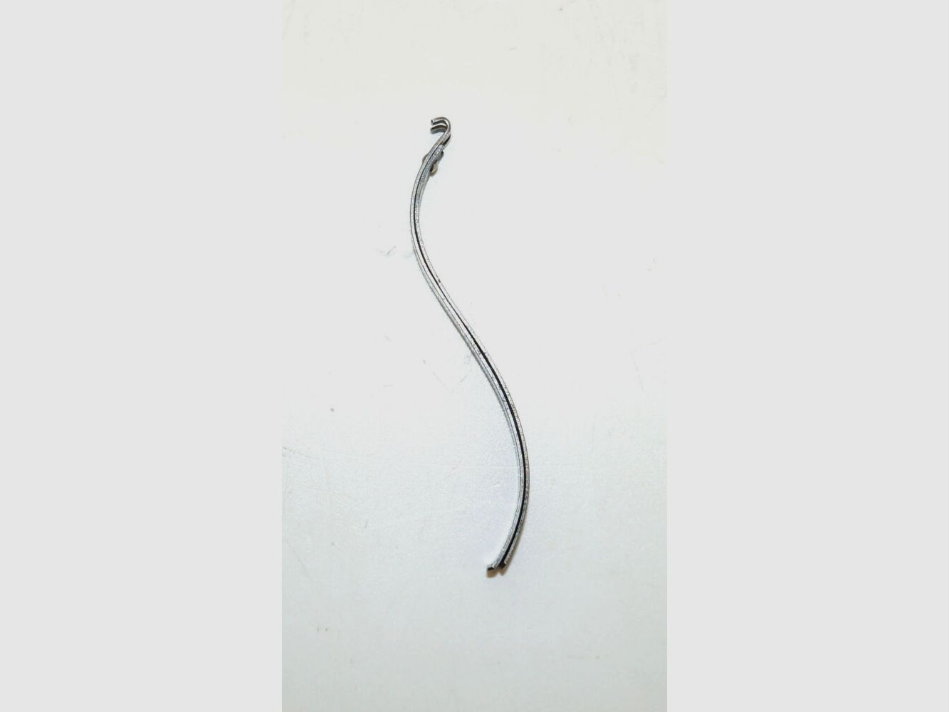 Fabryka broni w Bernie Używana sprężyna zamka do szwajcarskiego pistoletu ordynansowego Parabellum 1900, kal. 7,65mmPara, W+F P08