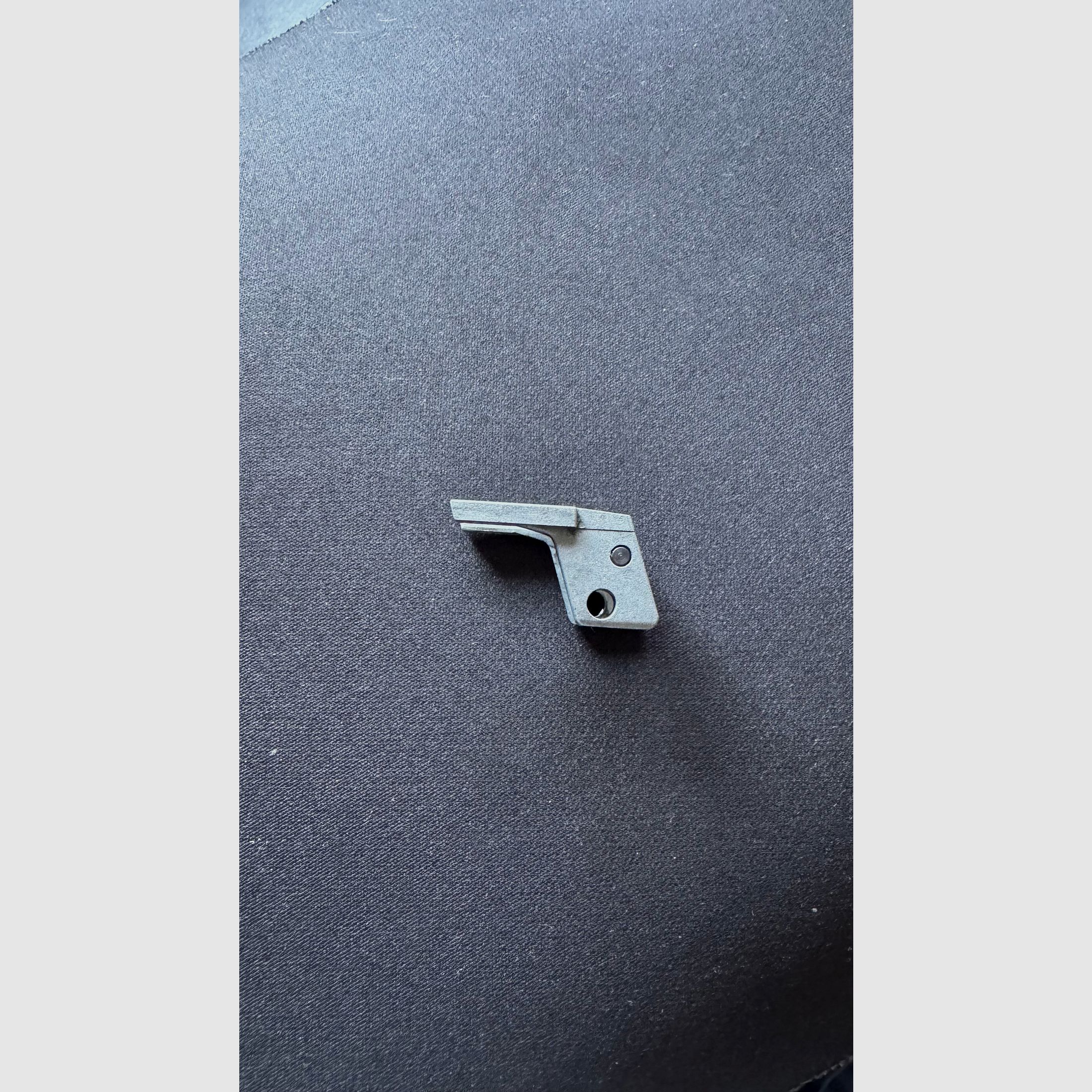 Original GHK Glock 17 Gen 5 deslizamiento de aluminio y cañón incluido resorte de retroceso y localizador de gatillo
