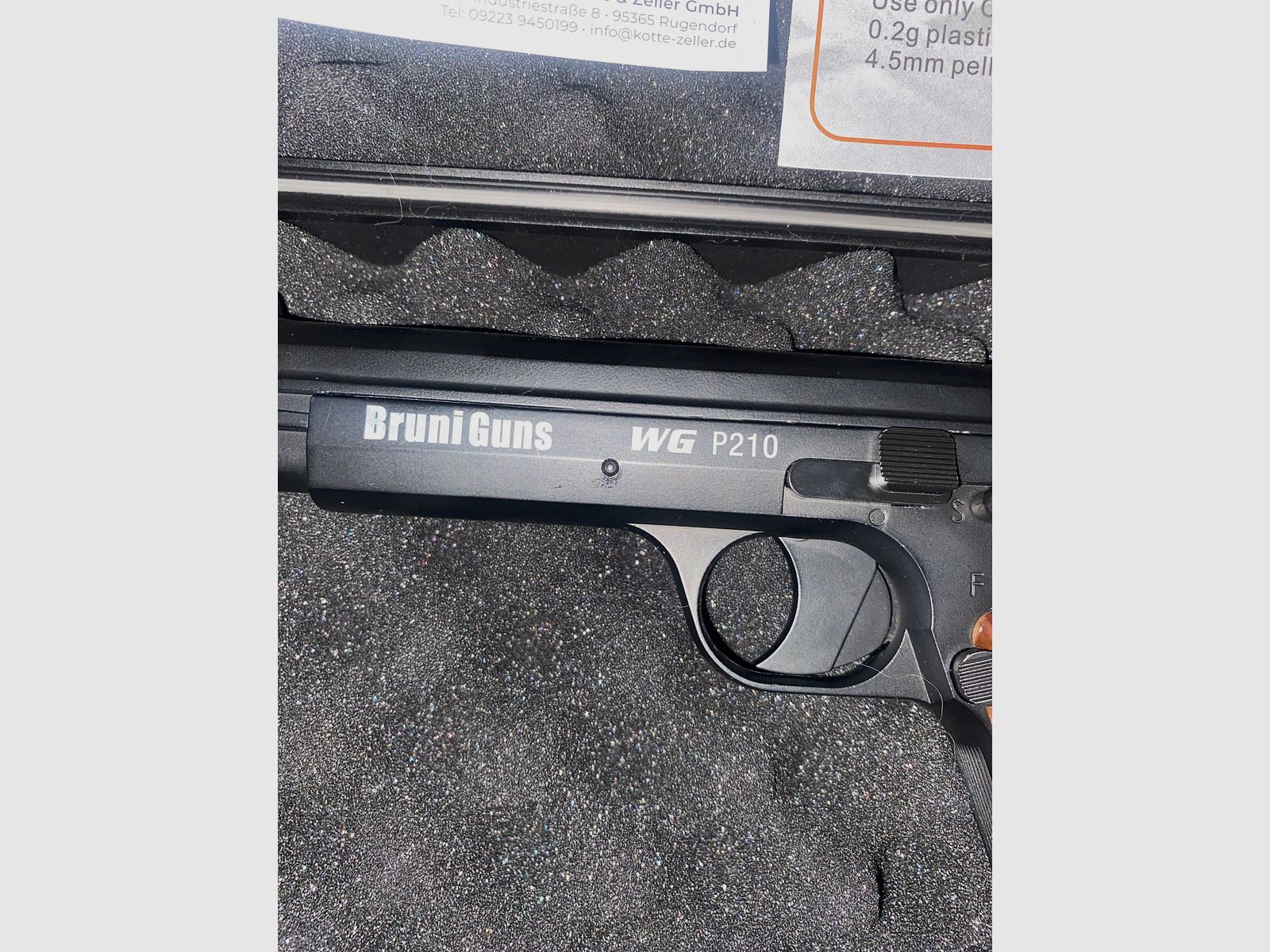 Bruni Guns P210 CO2 air pistol cal. 4.5mm BB blowback full metal black