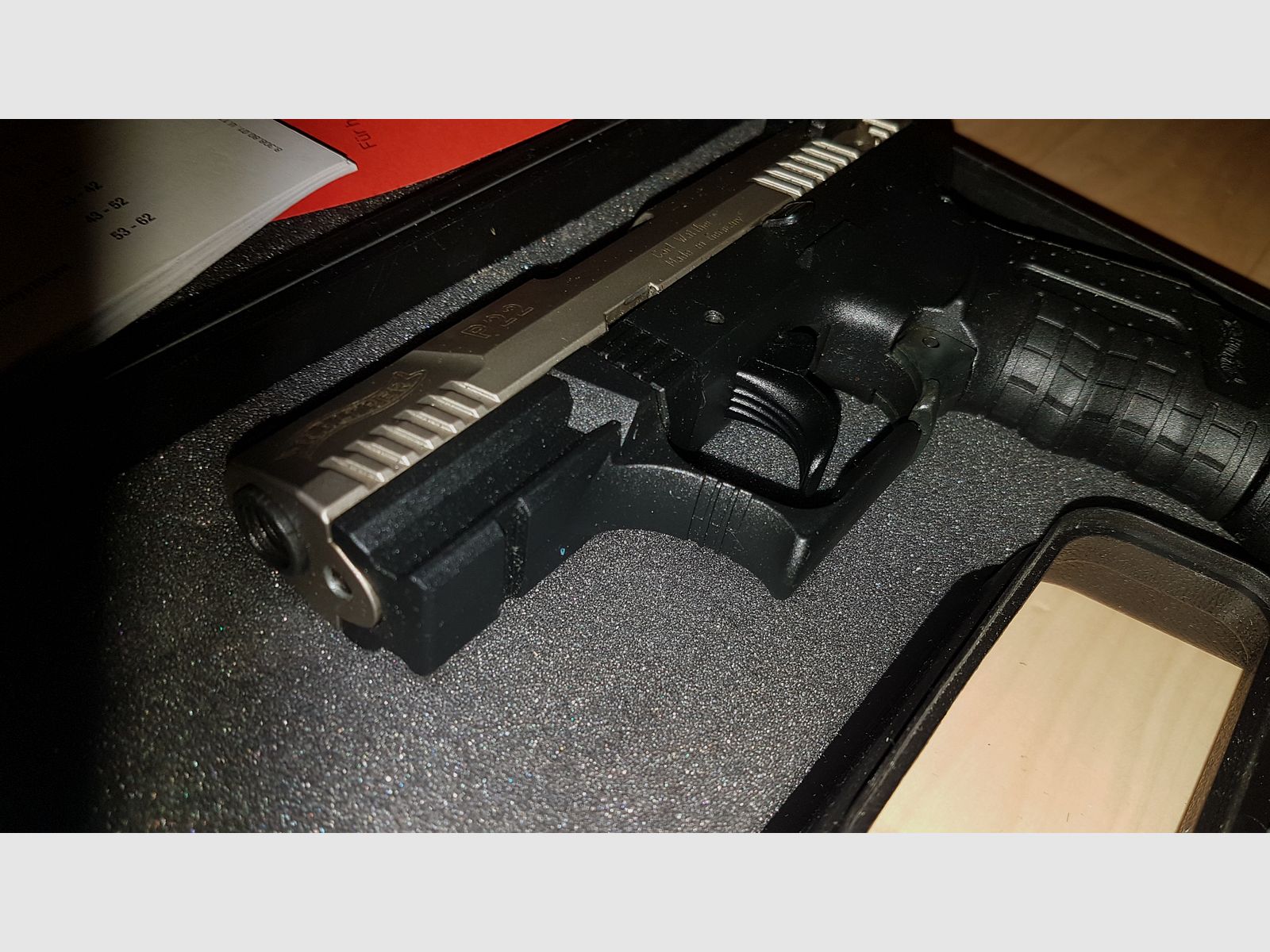 WALTHER P22 Pistolet d'alarme 9 mm P.A.K. Nickelé