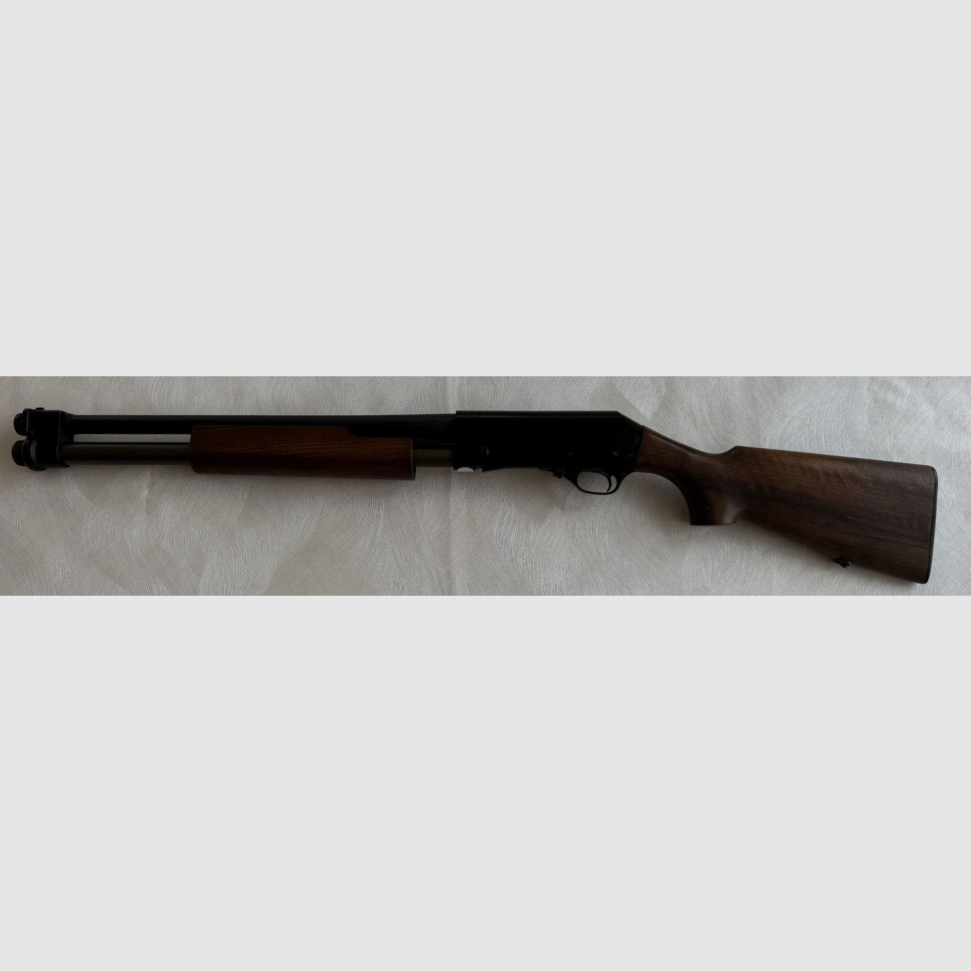 Fabarm SDASS Vorderschaftsrepetierflinte 12/76