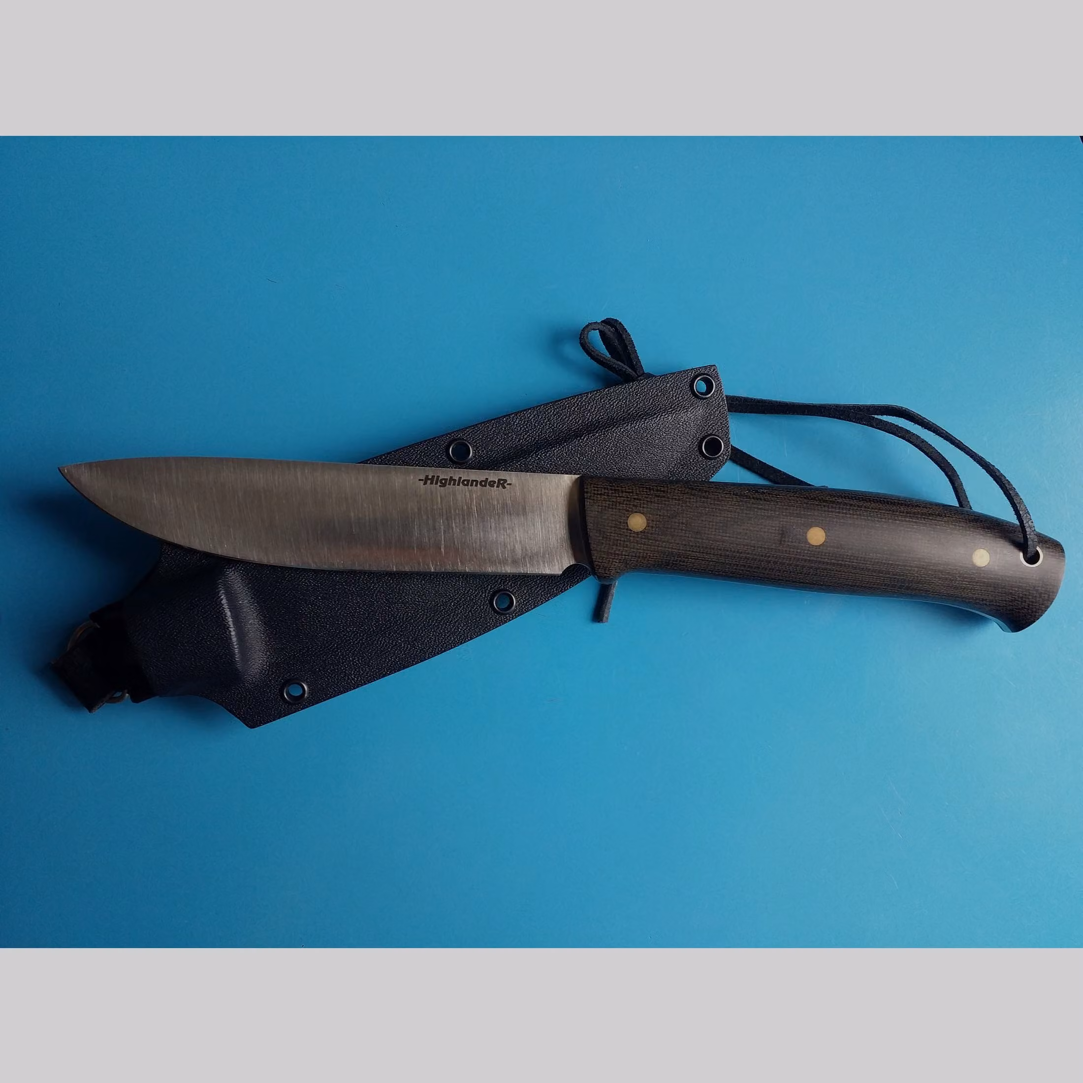 Coltello fatto a mano da -HighlandeR-, realizzato in acciaio Elmax in polveremetallurgia., immagine 1 di 6