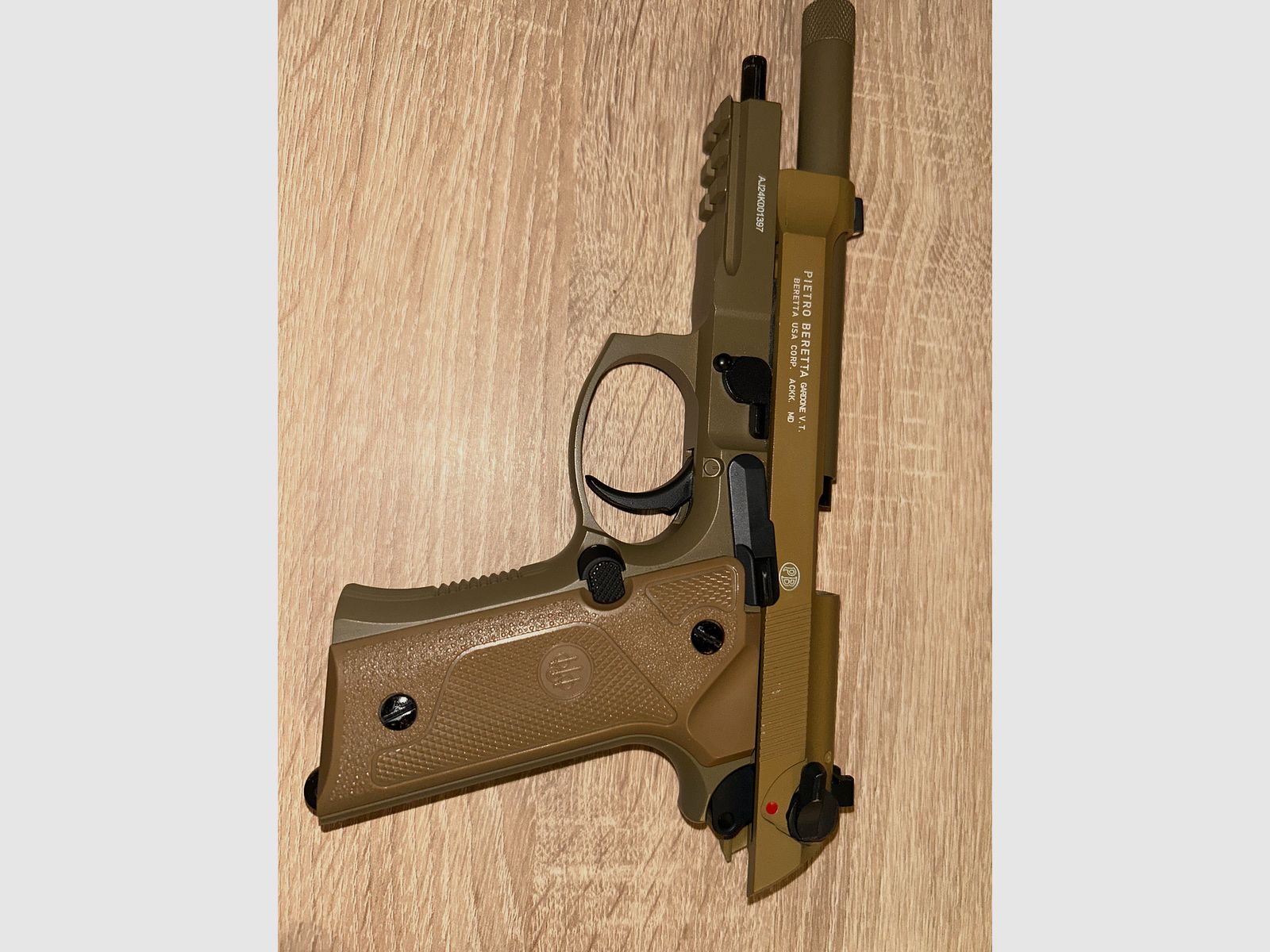 Beretta M9 A3 CO2 pistola de aire comprimido de metal completo Cal. 4,5 mm BB FDE