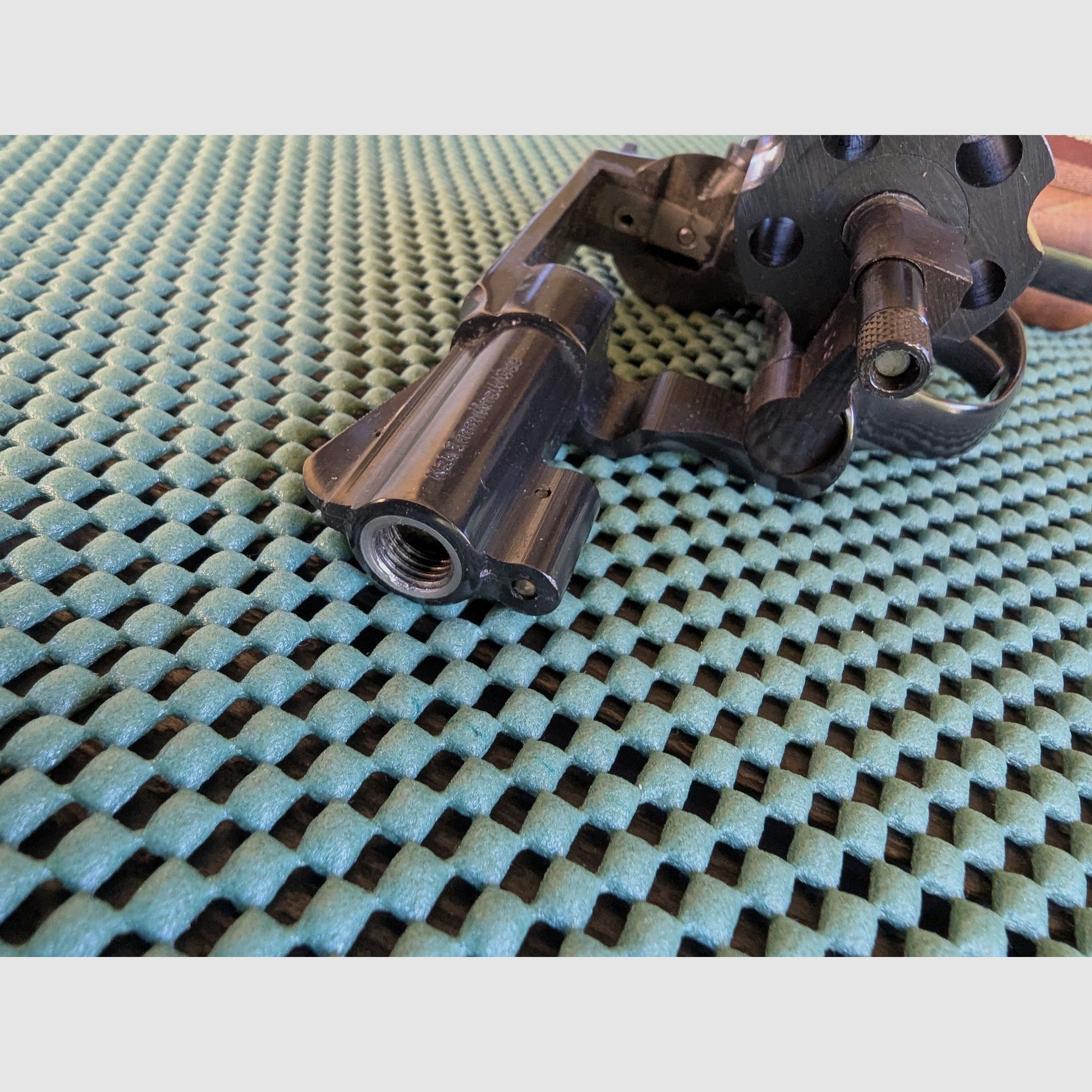 ERMA EGR 66 revolver 9mm gas and blank cartridges with original packaging