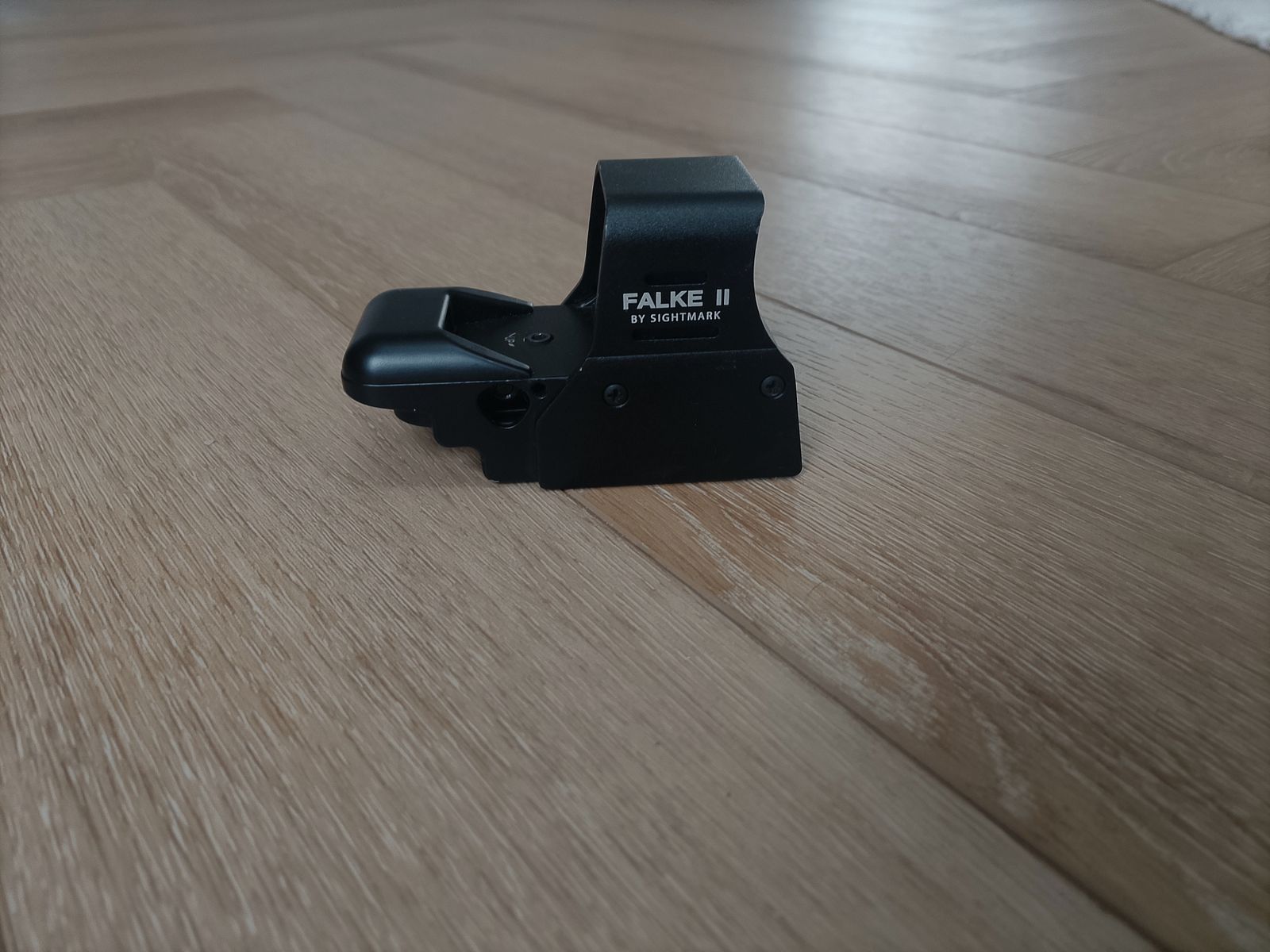 Falke II by Sightmark reflex sight / red dot sight with quick-release mount