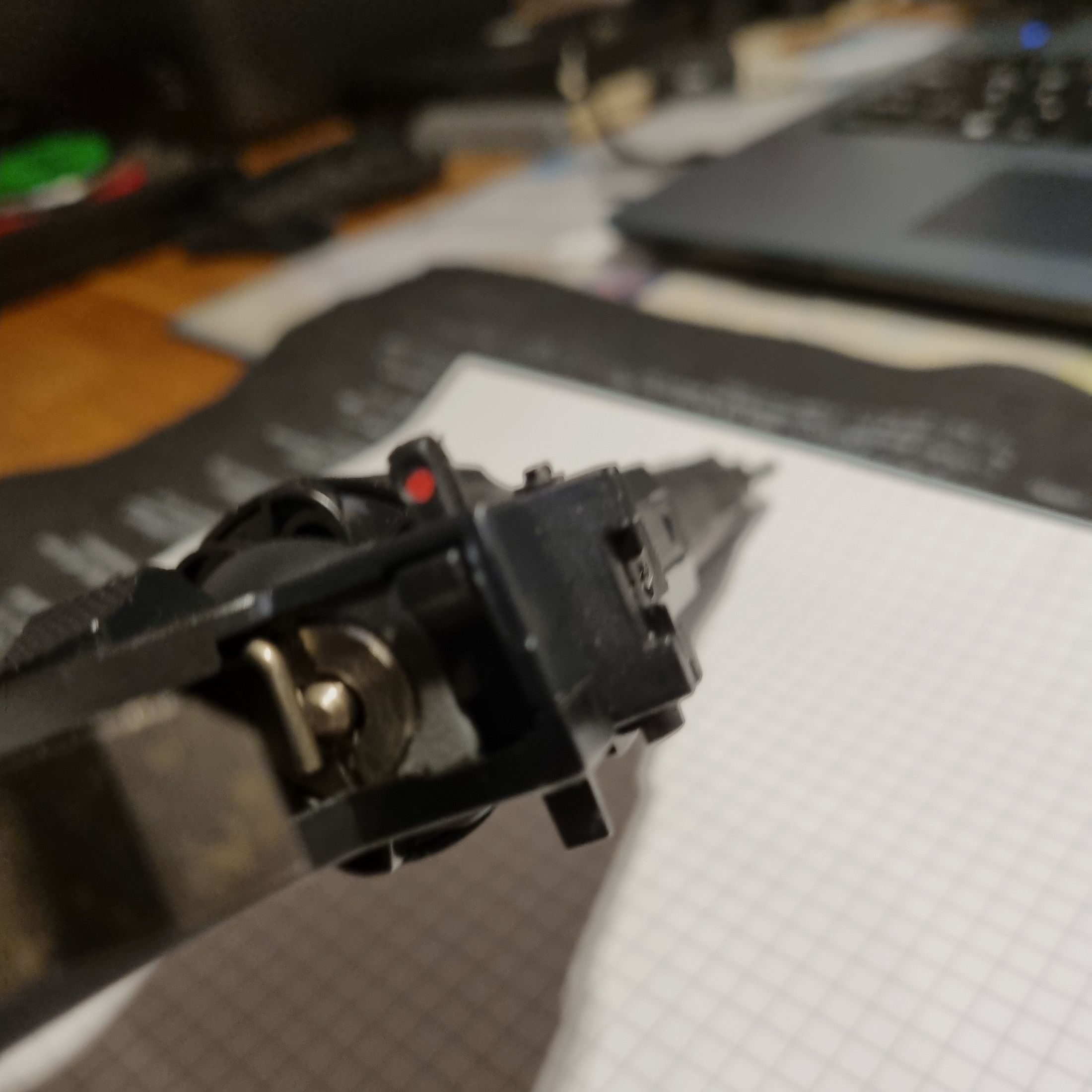 Gamo Combat R-// , 4 pulgadas, Co2, 4,5 mm