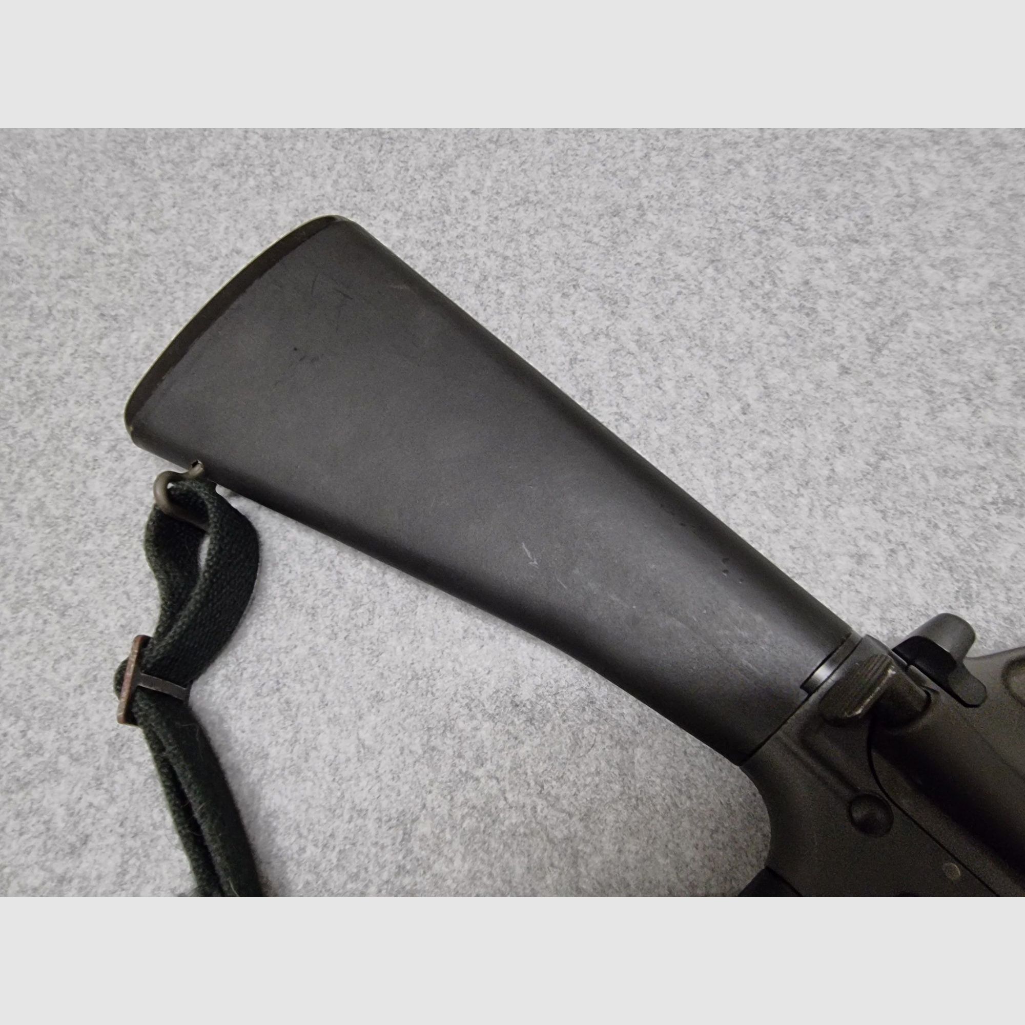 Oryginalny Colt M16 A1 - Niedermeier SG Ar15 - Kaliber .223 Remington - Era Wietnamu