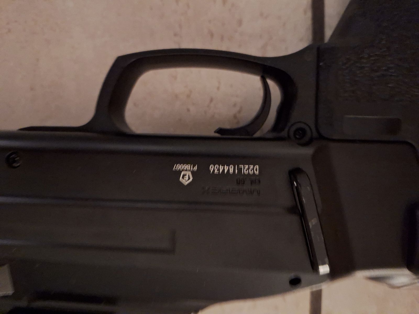 P2P HDX 68 BLACK Schwarz