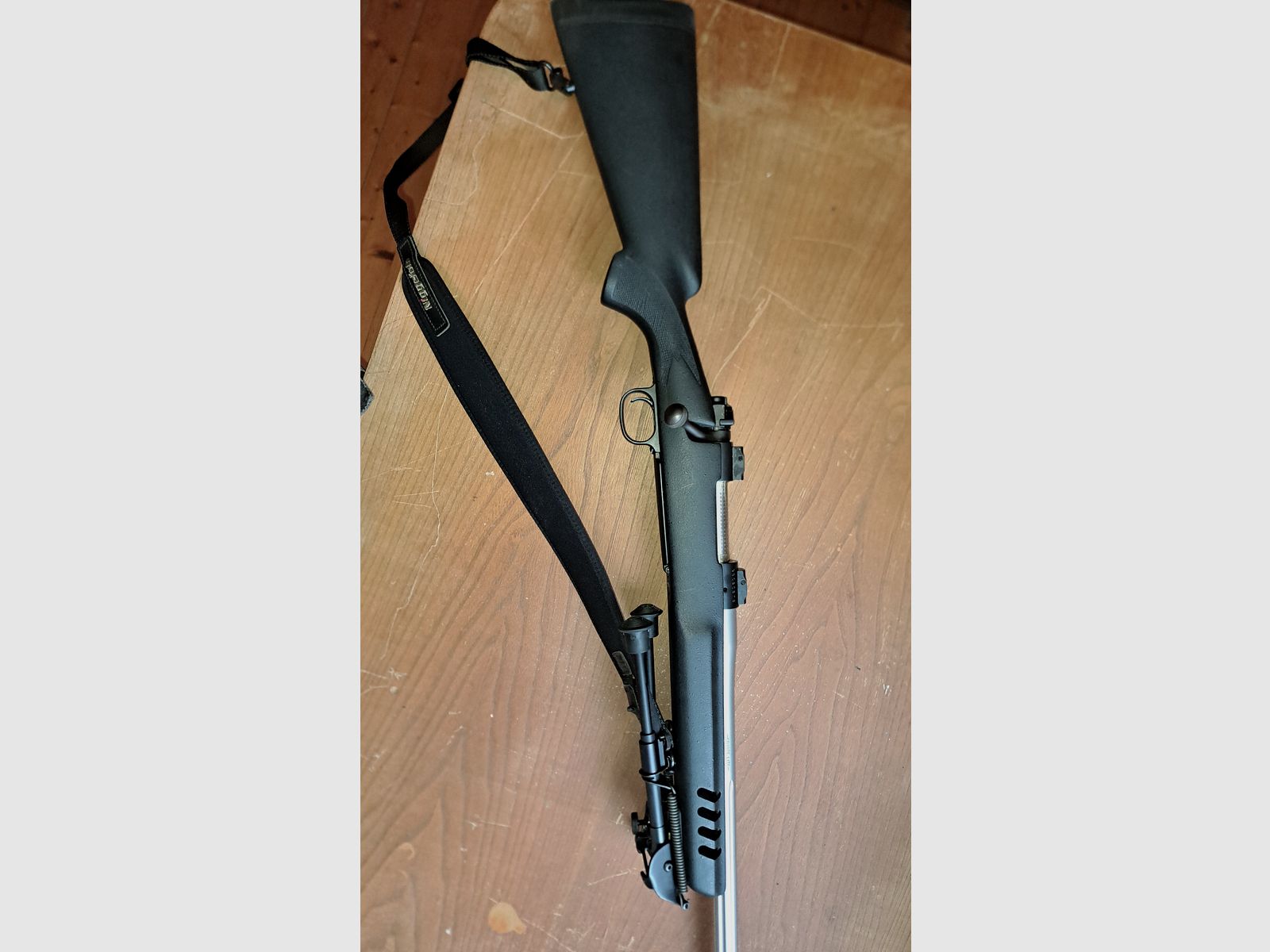 Winchester 70 Coyote light