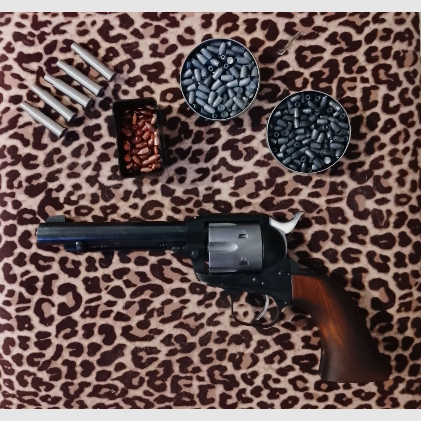 LEP SAA Revolver BiColor in caliber 5,5mm, afbeelding 2 van 2