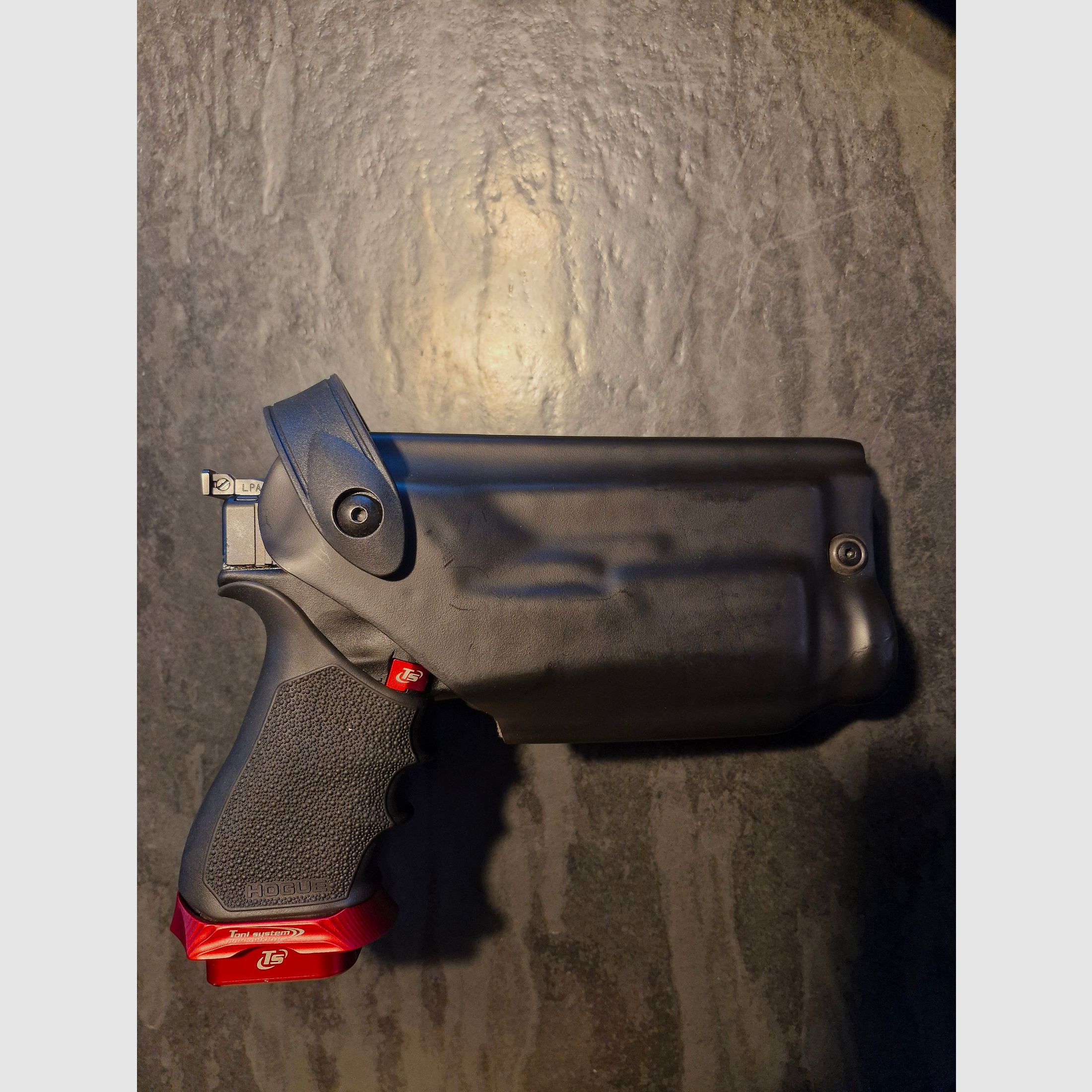Holster for Glock 17/22 Safariland