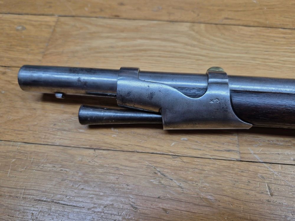 Sehr schönes Gewehr 1777 modifiziert AN IX – Sehr seltene Herstellung von 1807 (vor Russland) – Kaiserliche Manufaktur von St-Étienne – Homogene Stempel – Sehr schönes Holz – Ausgezeichneter Lauf – Rute nach Modell – Seltenes Zustand für eine seltene Waffe – TBE++, Bild 44 von 47