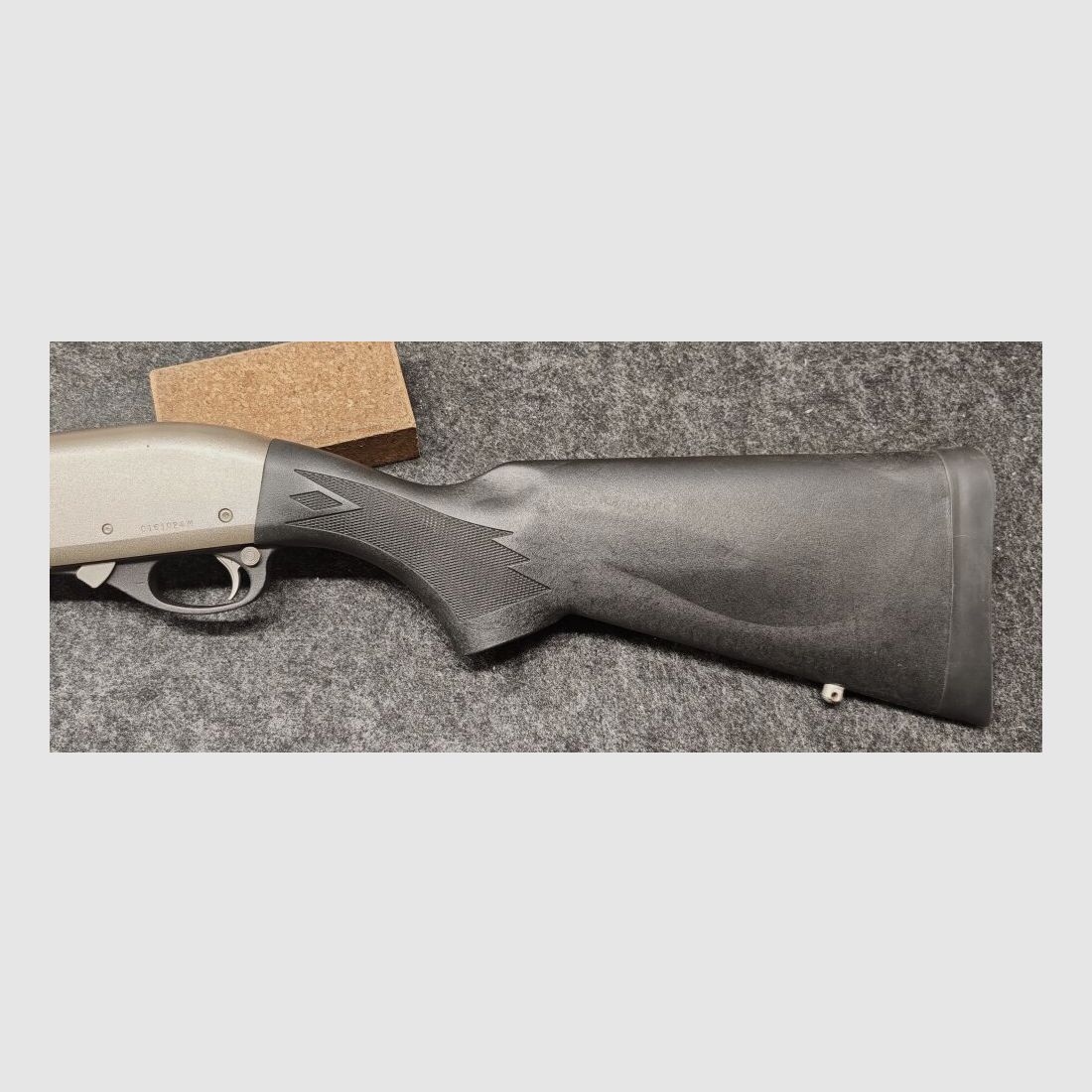 Remington 870 Marine Magnum, immagine 2 di 8