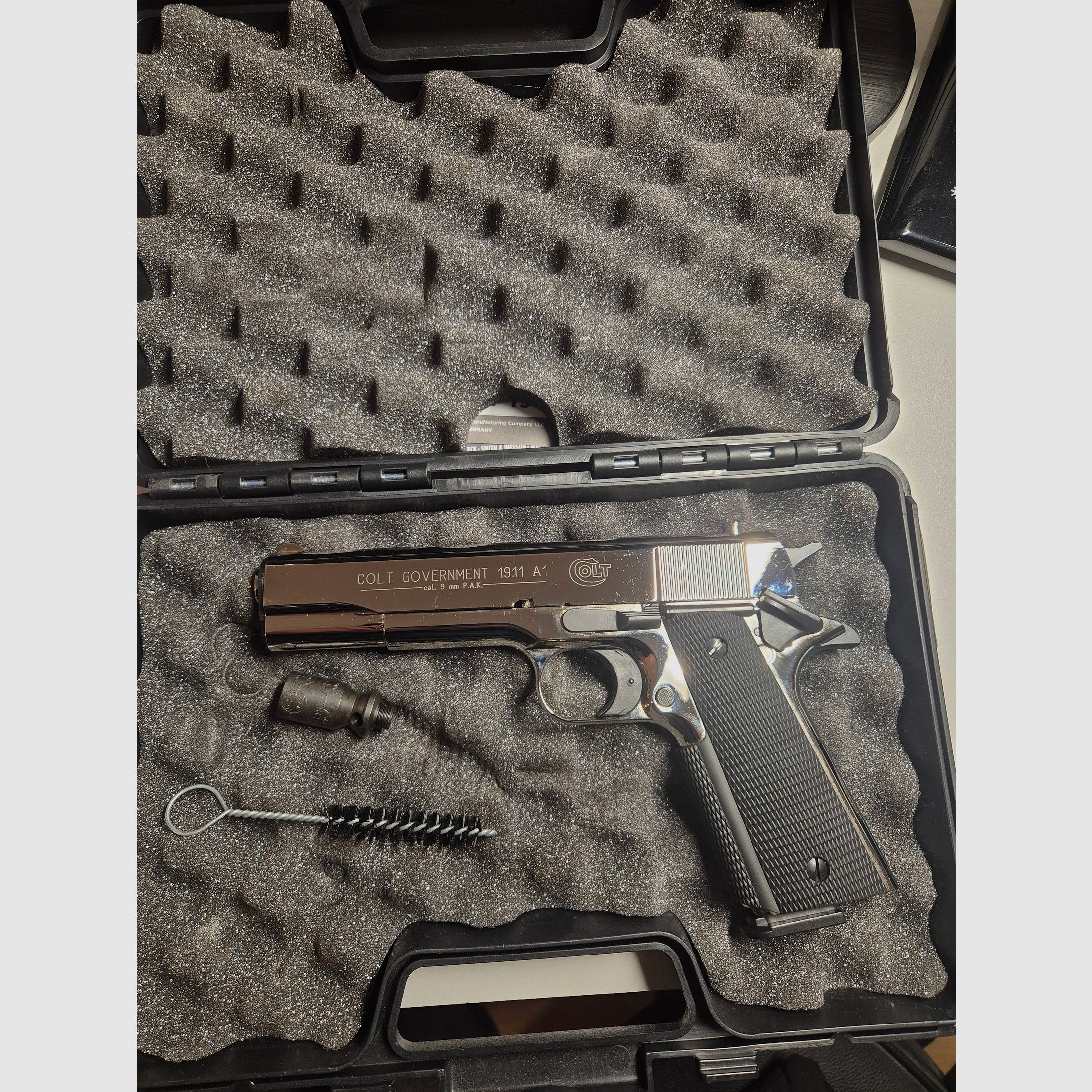 COLT GOVERNMENT 1911 9mm P.A.K. Umarex