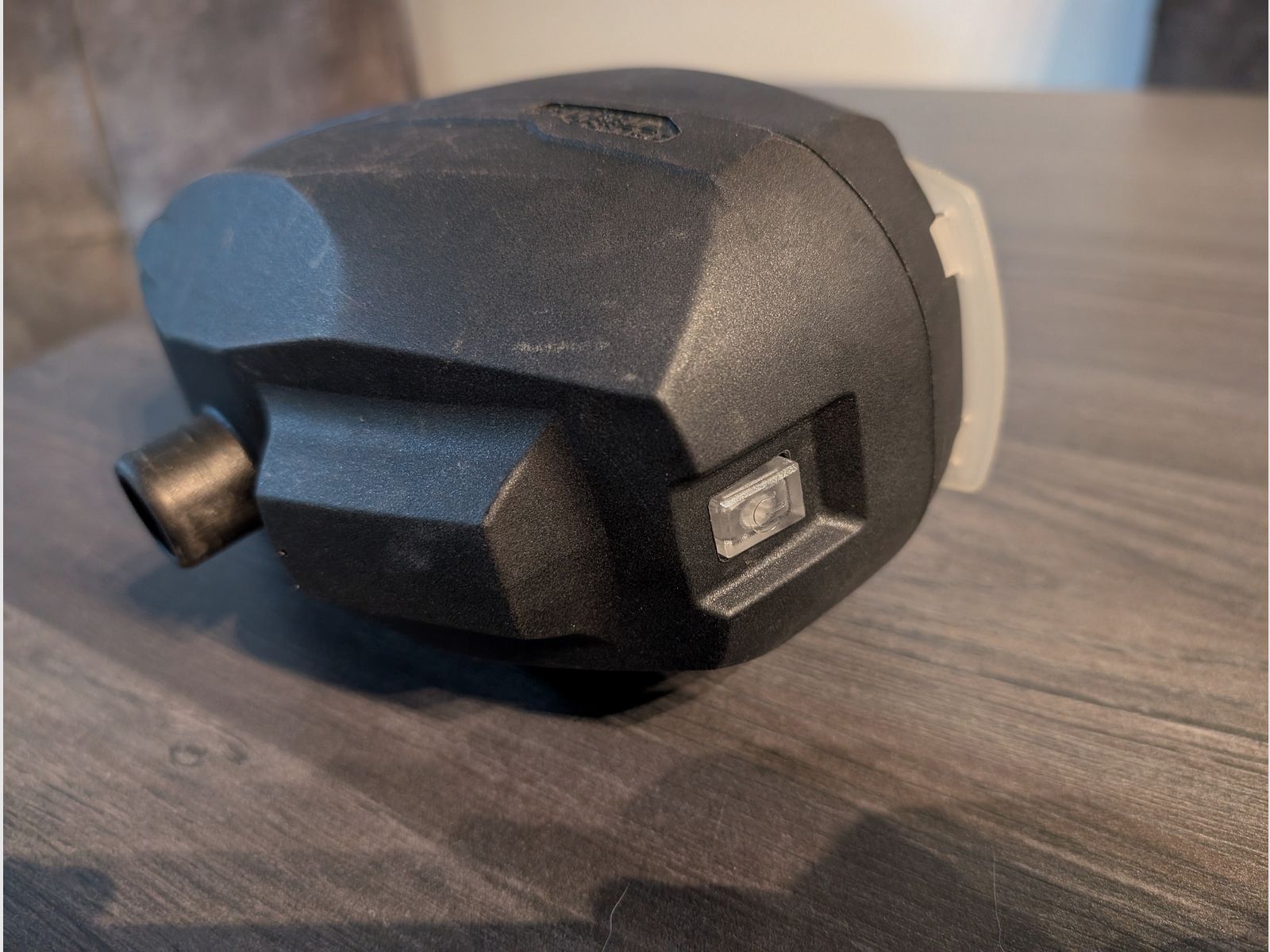 Azodin Kaos 3 - Klusser